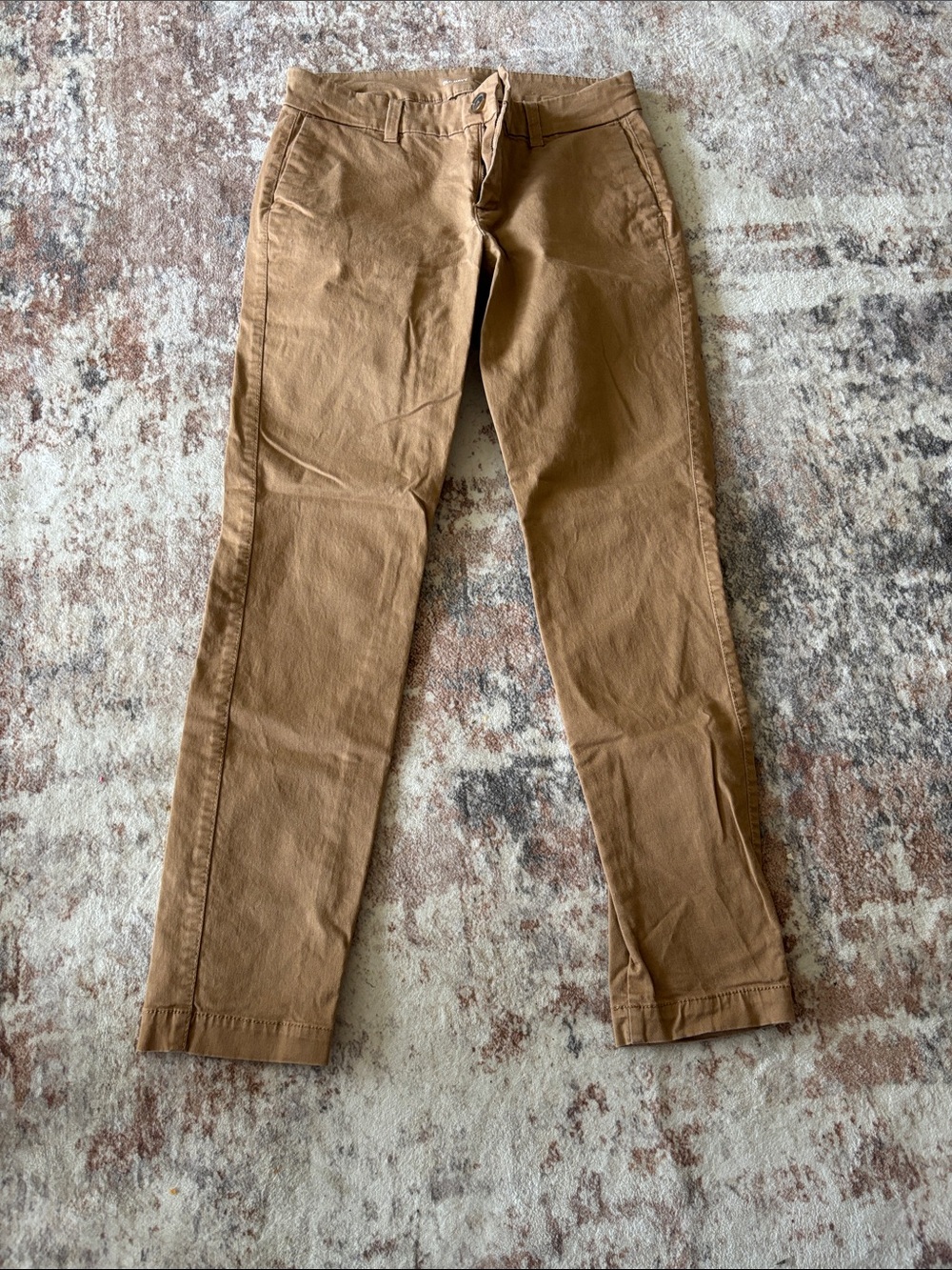 Old Navy Women's Skinny Pants in Camel Brown